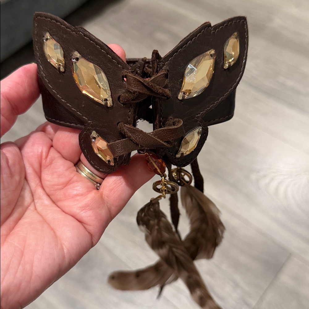 Rare Tarina Tarantino Leather Butterfly Cuff - Picture 8 of 9